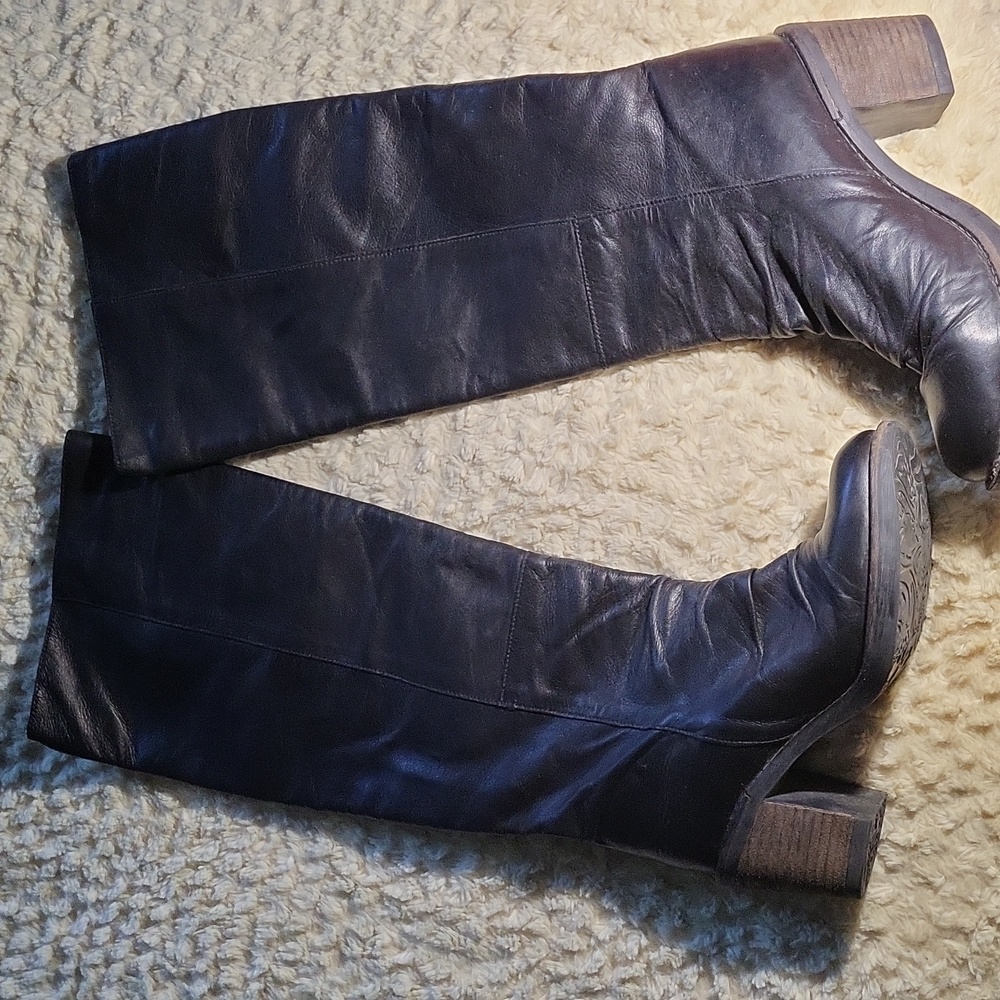 Black Leather Boots